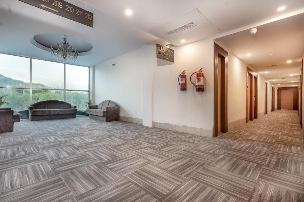 The Chinar Srinagar Hotel Ngoại thất bức ảnh