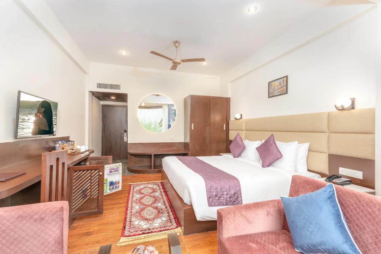The Chinar Srinagar Hotel Ngoại thất bức ảnh